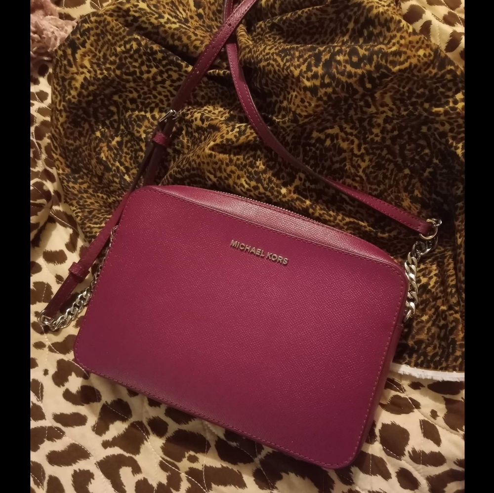 Micheal Kors Jetset Crossbody